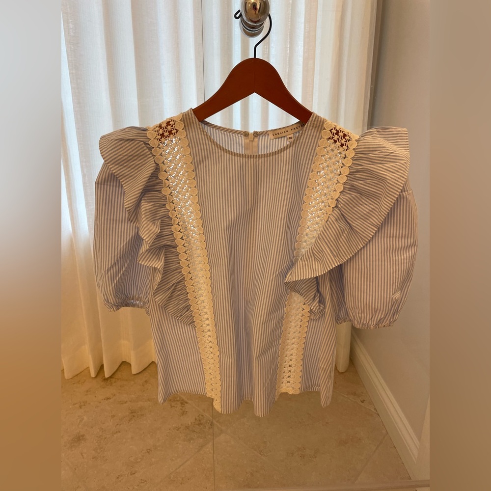 English Factory short sleeve lace top size XS